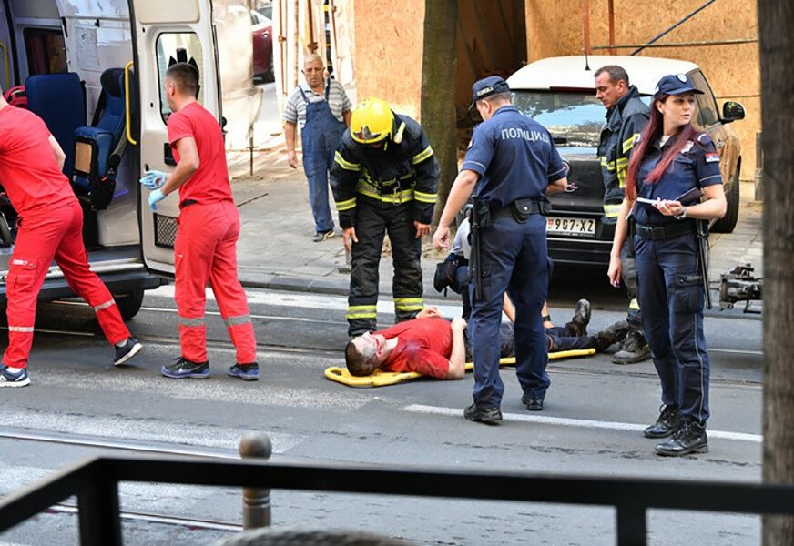 UŽAS Radnik pao u OKNO LIFTA, vatrogasci ga izvlačili