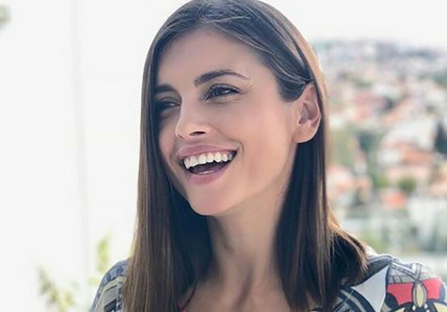 “VOLJELA BIH IMATI JOŠ DJECE” Amra Silajdžić-Džeko otkrila tajnu USPJEŠNOG BRAKA sa fudbalskim dijamantom