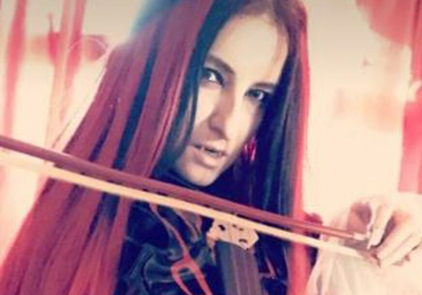SPAVA NA TEMELJU DRAKULINOG ZAMKA Ovaj Rumun se ne maskira za Noć vještica, već tvrdi da je PRAVI VAMPIR (VIDEO)