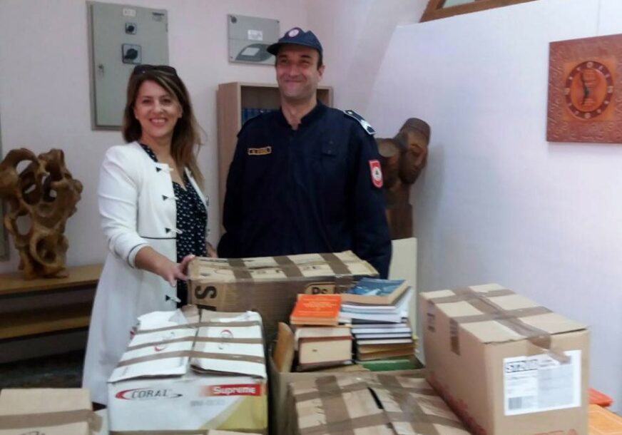 Trebinje: Biblioteka poklonila knjige Kazneno-popravnom zavodu i nagradila prve posjetioce