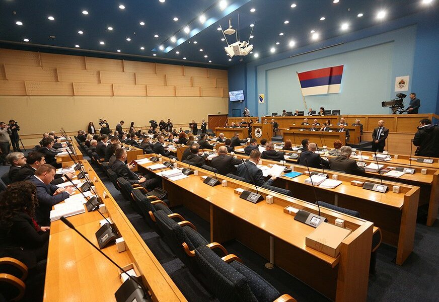 Formiranje vlasti u Srpskoj: U fotelje dan poslije Dejtona