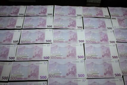 VELIKA AKCIJA MUP TUZLANSKOG KANTONA Zaplijenjeno skoro MILION MARAKA, uhapšeno sedam osoba