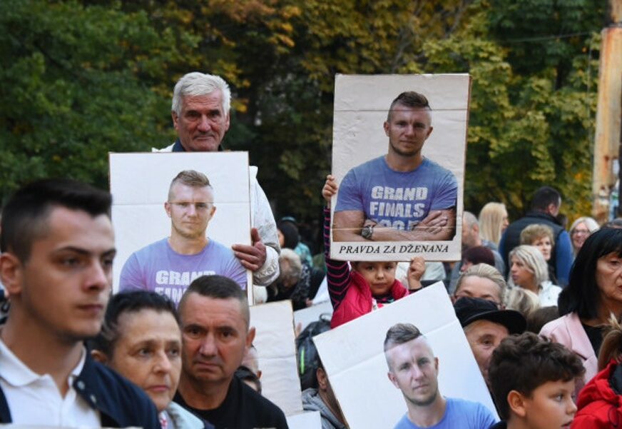 Muriz Memić na skupu “Pravda za Dženana” u Sarajevu: Očekujemo istragu koja će dovesti do HAPŠENJA UBICE mog sina (VIDEO)