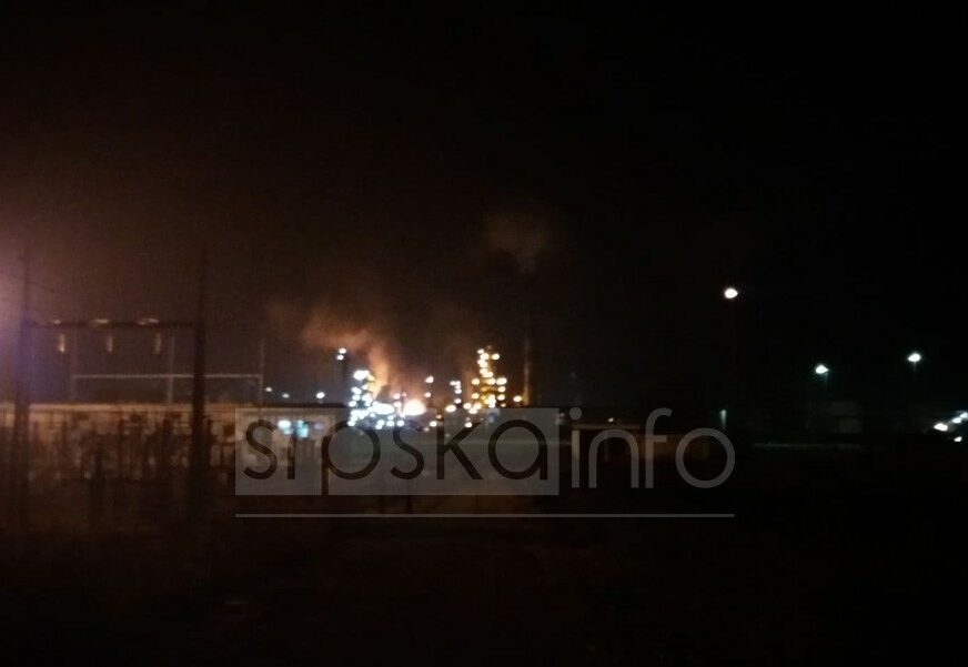 ZATRESAO SE BROD Silovita EKSPLOZIJA u rafineriji, povrijeđeno 8 radnika, požar lokalizovan (VIDEO)