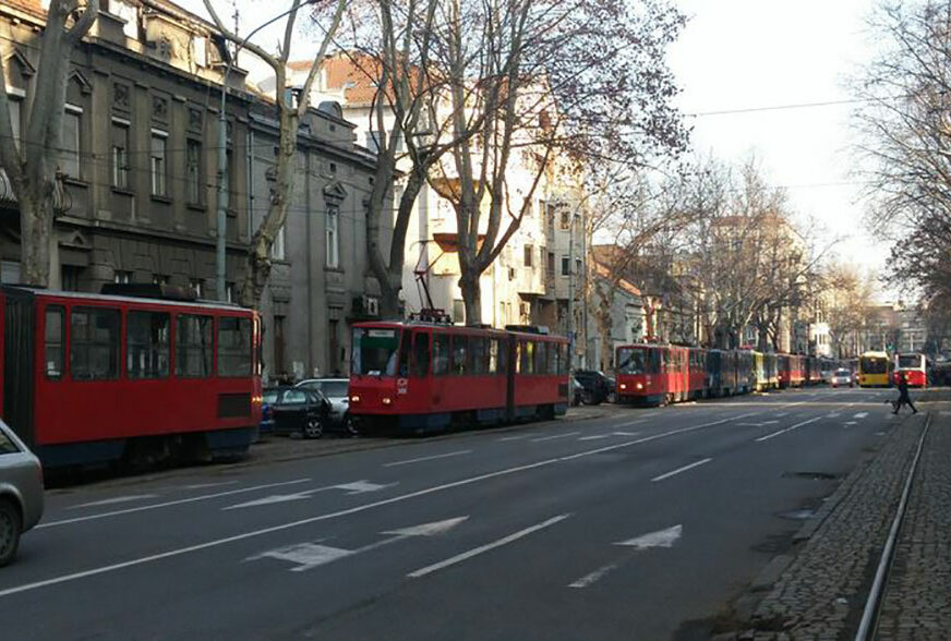 Žena prijetila pištoljem putnicima u tramvaju