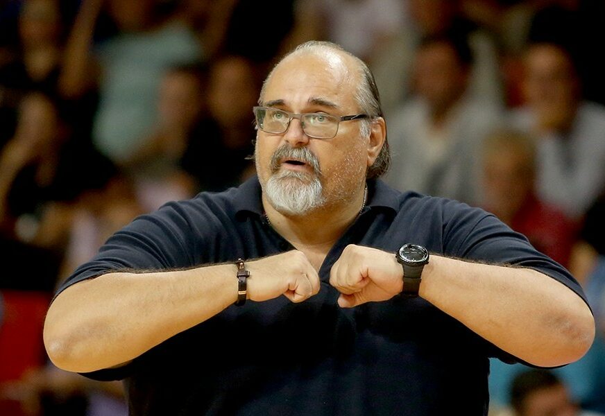 "Ne pratim košarku" Džikić se našalio u Laktašima, pa prokomentarisao uspjeh Srbije na Mundobasketu