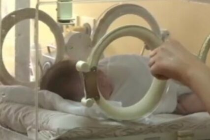 BEBA U INKUBATORU Svjedočenje ljekara nakon što je porodilja na respiratoru preminula