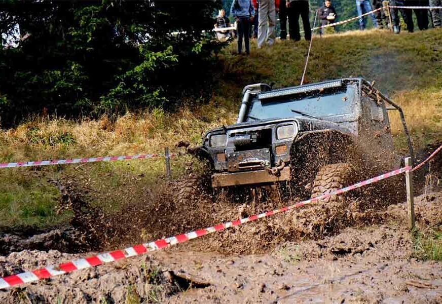 UZBUDLJIVA VOŽNJA Pobjednici džipijade na Zelengori vozači iz Kladnja