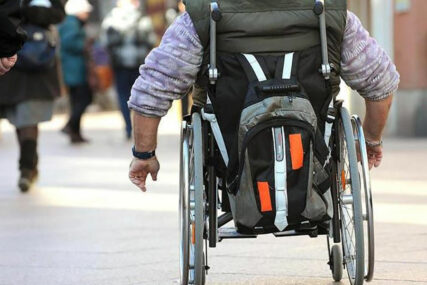 IMAJU POSAO, ALI SAMO AKO SU JAKI I ZDRAVI Podsticaji za zapošljavanje osoba s invaliditetom NE ISPUNJAVAJU CILJ