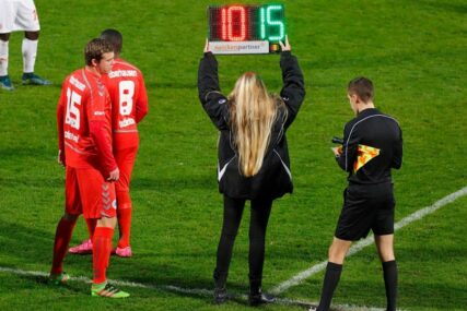 PROMJENA PRAVILA ZBOG KRAĐE VREMENA FIFA razmatra zabranu izmjene igrača u sudijskoj nadoknadi meča
