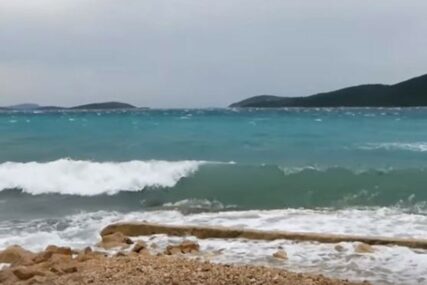 Zaledilo more kod Šibenika: Niske temperature donijele nesvakidašnje pojave