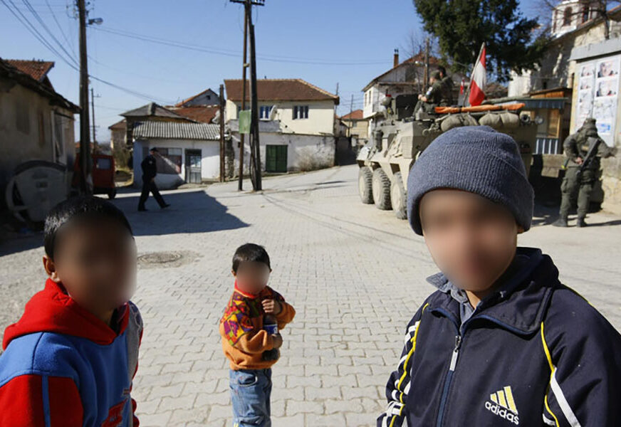 NOVI BRUTALAN NAPAD NA METOHIJI Albanci tukli srpsku djecu METALNIM BOKSEROM, stariji brat dječaka uhapšen jer je pokušao da ih brani