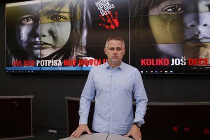 POSLANICI SU NA POTEZU Zakon koji predviđa DOŽIVOTNI ZATVOR za ubice djece u Skupštini Srbije