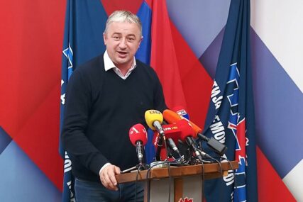 Borenović pisao Viškoviću: SNSD ugrožava interese Srpske