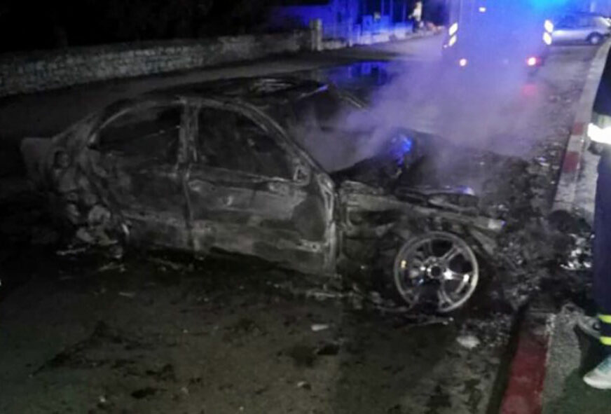 "NA OVAJ NAČIN ŠALJU PORUKU" Ponovo zapaljen automobil policajca u Trebinju