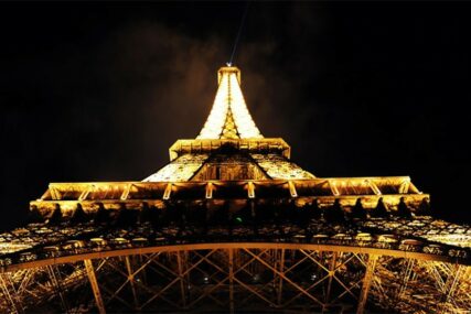 Gasi se i simbol grada svjetlosti: Francuska uvodi mjere štednje električne energije