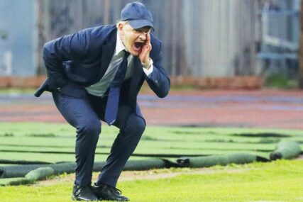 Trener Empolija Đuzepe Jakini suspendovan ZBOG PSOVANJA BOGA