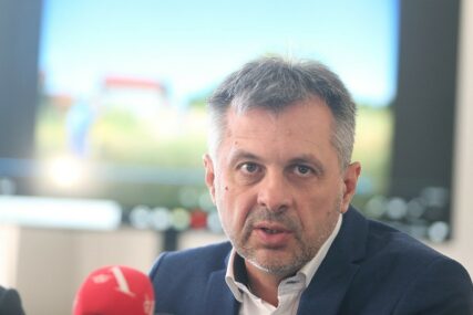 Gradonačelnik PETICIJU protiv poskupljenja vode u Banjaluci šalje u Bijeljinu