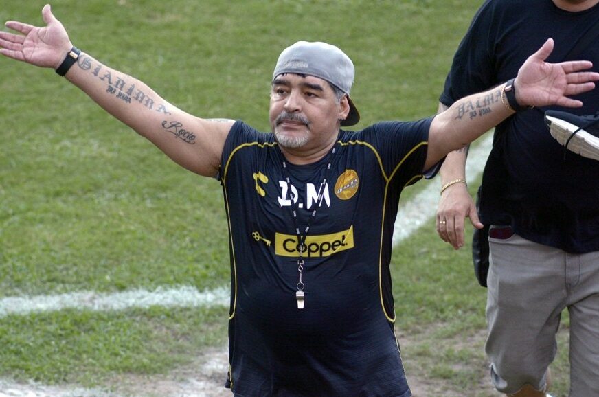 VESELO U SVLAČIONICI Maradona zaplesao nakon pobjede Doradosa (VIDEO)