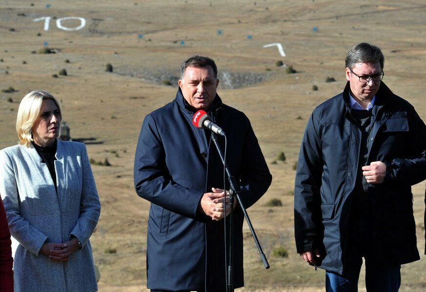 Dodik na vojnoj vježbi “Vek pobednika”: Srbi ponosni na moćne oružane snage Srbije (VIDEO)