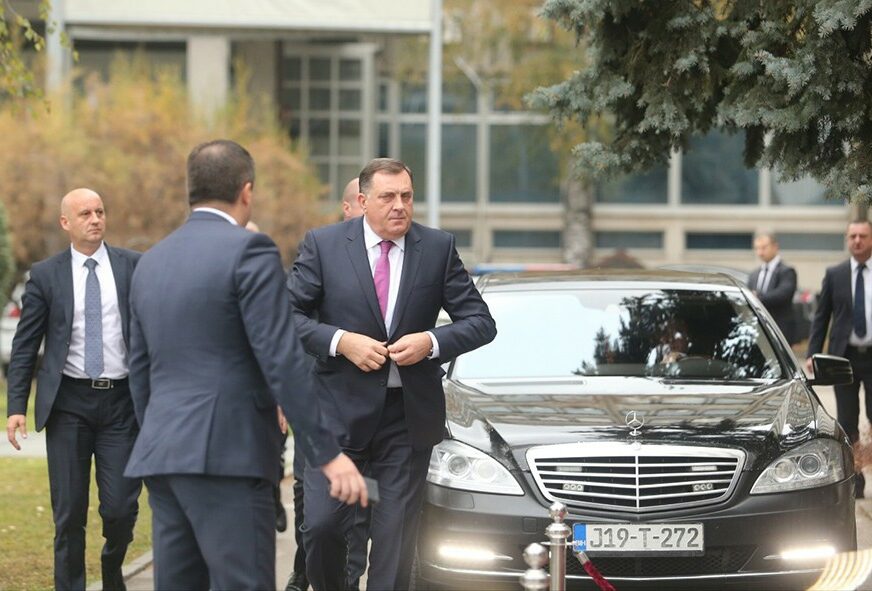 NOVI SUKOBI U SARAJEVU Ko će obezbjeđivati Dodika u Predsjedništvu BiH?