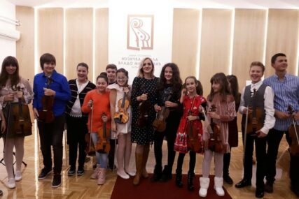 Dva nastupa pred banjalučkom violinistkinjom: Učenici omiljeni gosti na koncertima Natalije Todorović