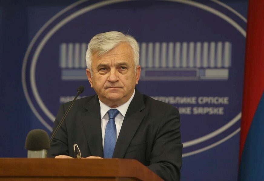 Čubrilović: Potrebne promjene Ustava kod pitanja koje godinama blokira Klub Bošnjaka