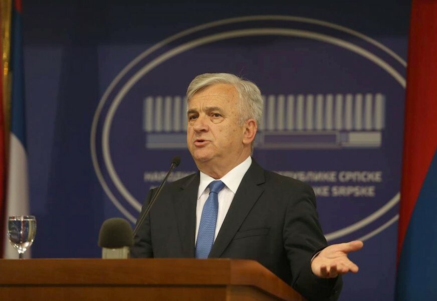 Čubrilović: Najbliži smo rješenju o formiranju nove političke opcije