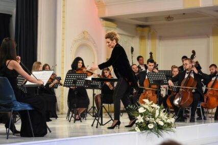 MUZIKA OD SRCA ZA DRAGOCJENU PUBLIKU Koncert Simfonijskog orkestra Akademije umjetnosti UNIBL