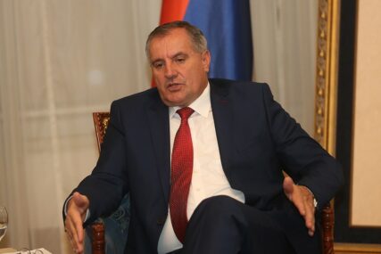 Višković danas sa predstavnicima udruženja izbjeglih i raseljenih lica