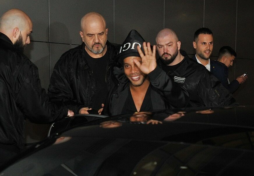 RONALDINJO U PROBLEMU Sud slavnom Brazilcu zaplijenio imovinu, automobile, slike…