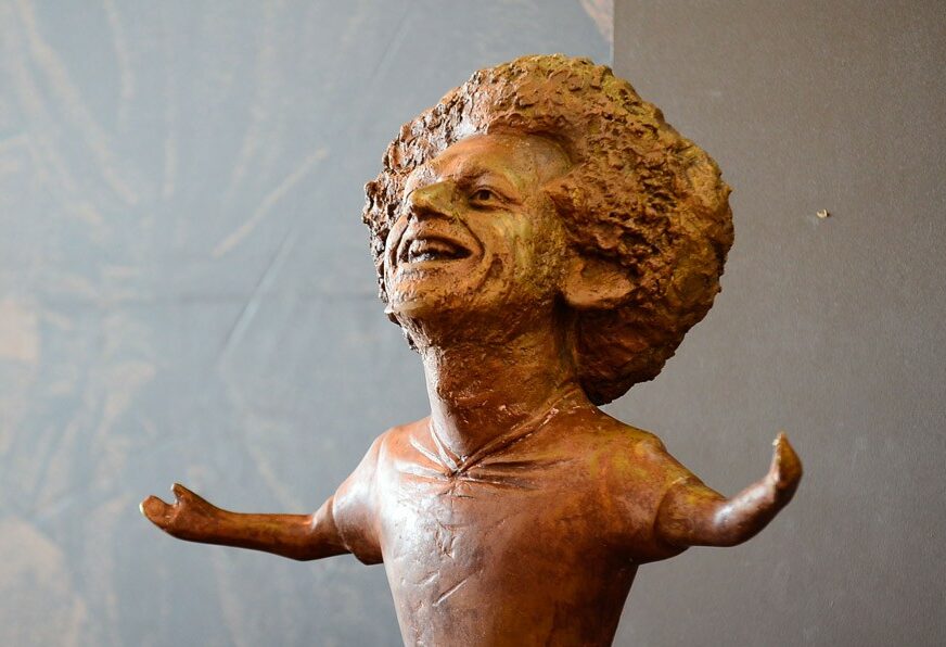 Oglasila se autorka skulpture Salaha: Nisam zadovoljna kako je ispalo