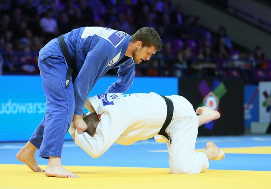 Juče Majdov, danas Kukolj: Srpski džudista poražen u šesnaestini finala Olimpijskih igara - dobio žuti već na početku borbe