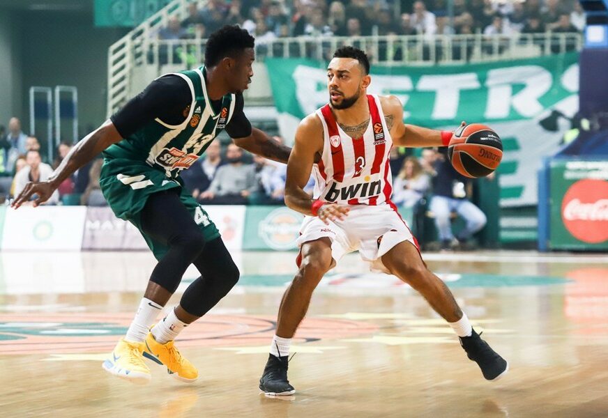 Janakopulos optužio sudije da su uzeli novac od Olimpijakosa