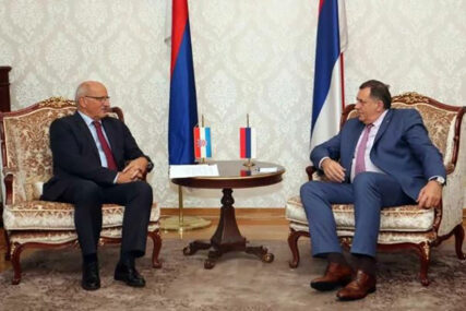 SASTANAK SA DEL VEKIOM Dodik: Zalagaću se za vraćanje suvereniteta narodima u BiH