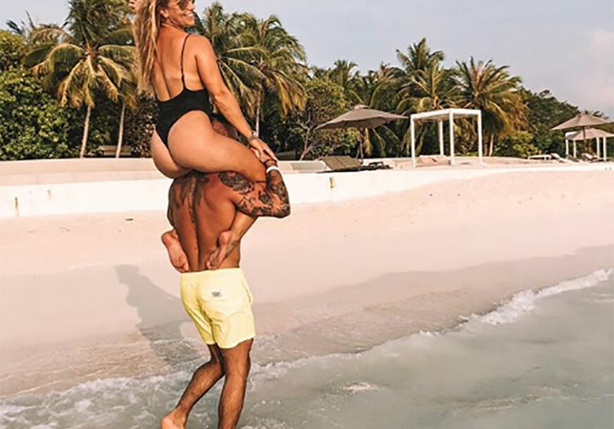 VRUĆE FOTKE SLOVAČKE TENISERKE Kibulkova častila fanove objavama u MINIJATURNIM BIKINIJIMA