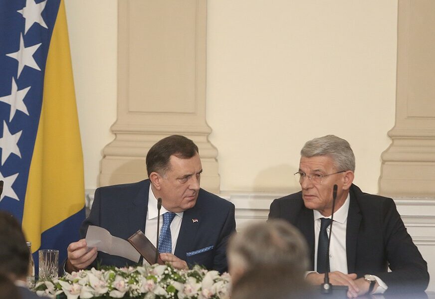 Džaferović optužuje Dodika  "Šest dana nakon povratka iz Moskve započeo napad na ustavni poredak BiH"