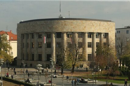 Dodik, Cvijanovićeva i Višković na sastanku povodom formiranja vlade RS