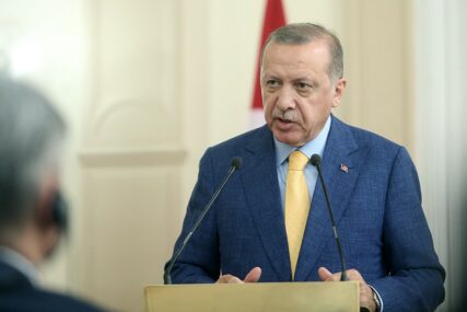 Erdogan: U Siriju moguć povratak tri miliona izbjeglica  