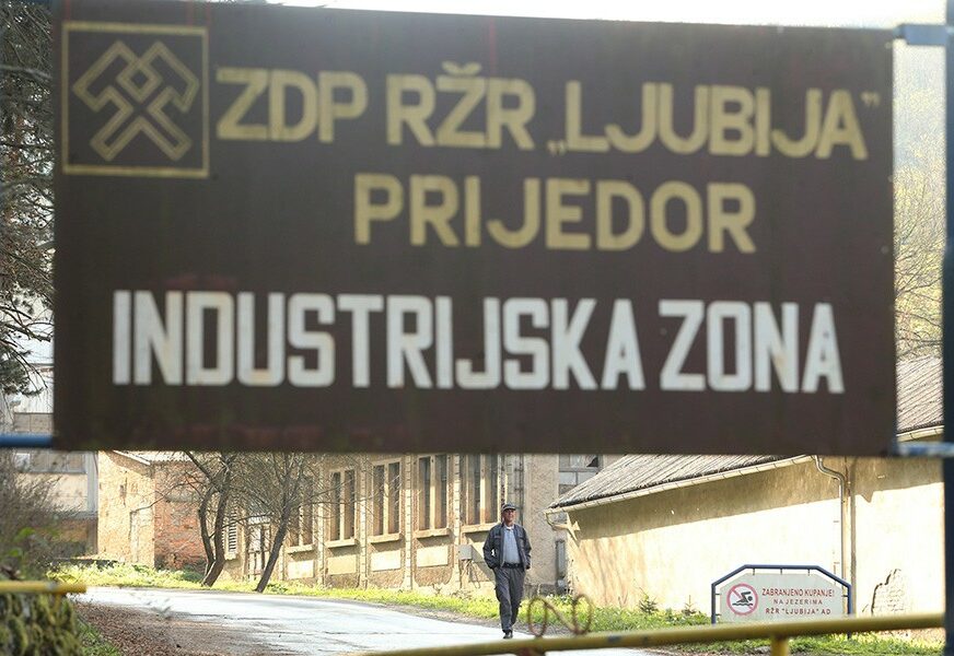 Deretić pita Đokića “Da li ćete do izbora prodati i Prijedor”