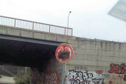 Ružan trend u gradu: Saobraćajni znakovi često na meti vandala