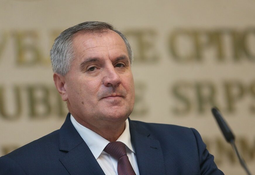 Višković izrazio saučešće Zoranu Zaevu povodom teške nesreće kod Tetova