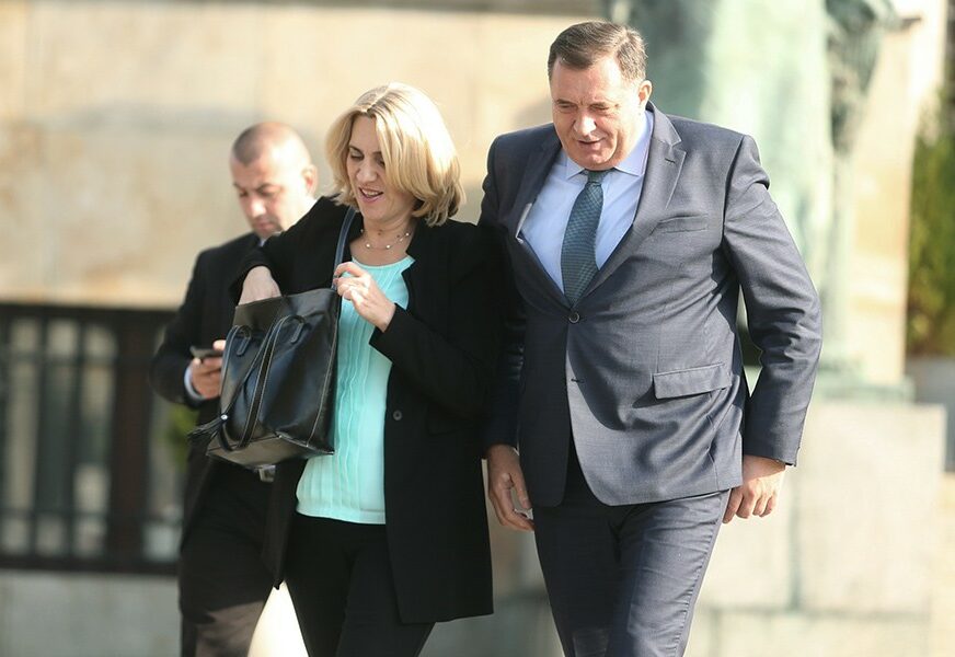 Konstitutivna sjednica Narodne skupštine RS: Dodik i Cvijanovićeva danas polažu zakletve