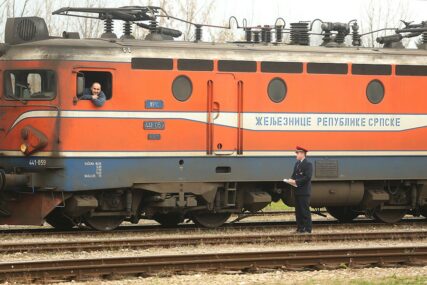 Niko neće da RADI ZA MALU PLATU: "Željeznice RS" ne mogu da nađu mašinovođe i otpravnike vozova