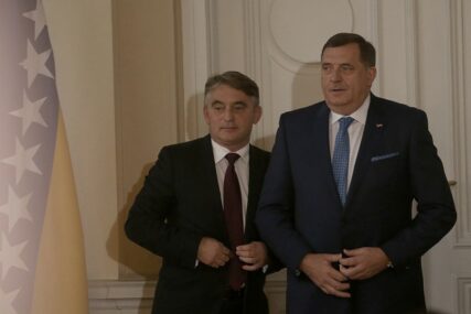 „NIKO NEĆE DA SE DRUŽI SA DODIKOM“ Komšićev kabinet demantuje srpskog člana Predsjedništva
