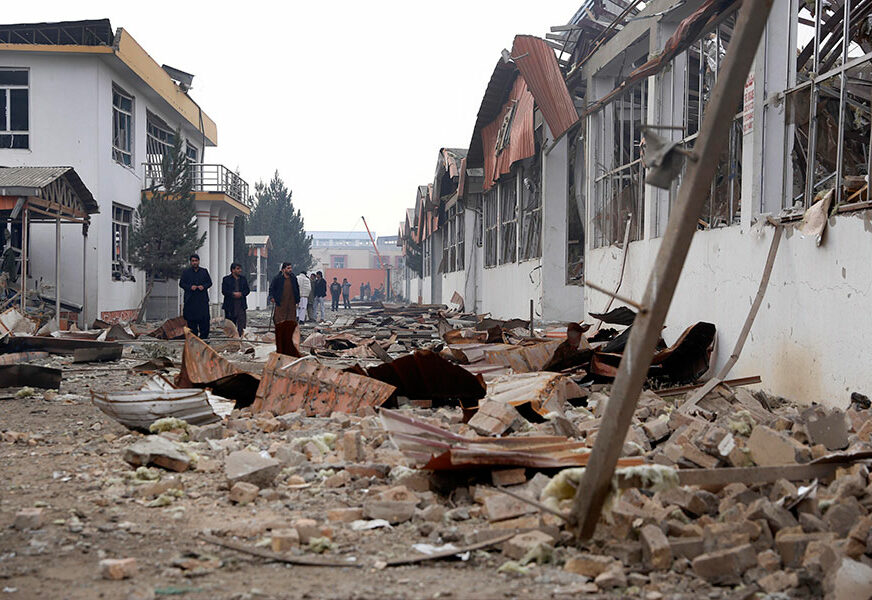 UŽAS U KABULU U bombaškom napadu poginule 34 osobe, a 68 povrijeđeno