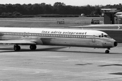 STRADALO 180 PUTNIKA Bivša Jugoslavija na DANAŠNJI DAN zavijena u crno zbog STRAVIČNE AVIONSKE NESREĆE (VIDEO)