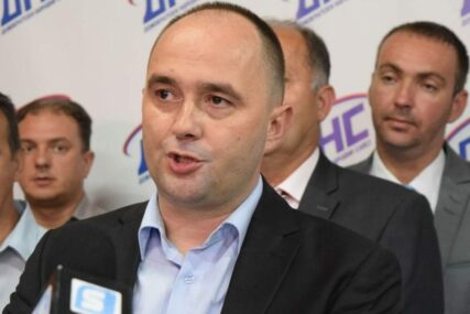 Potpredsjednik Skupštine opštine se vratio u stranku, Simo Vidović povjerenik DNS za Šamac
