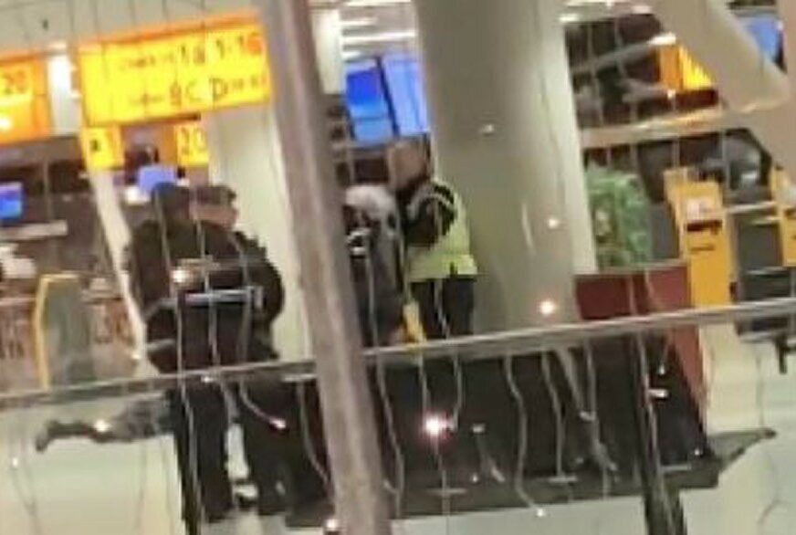 DRAMA U AMSTERDAMU Aerodrom evakuisan, muškarac tvrdio da ima BOMBU i vikao "ALAHU EKBER" (VIDEO)