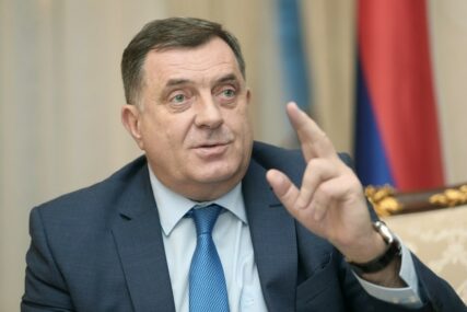 „NEĆEMO OPROSTITI“ Dodik rekao da će papi objasniti kakve su zločine ustaše činile Srbima